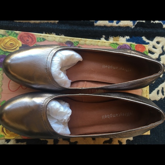 Jeffrey Campbell Bitsie pewter round toe pumps - Picture 3 of 6